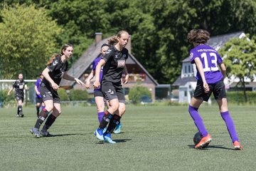 Bild 140 - wBJ SV Henstedt Ulzburg - TuS Rotenhof : Ergebnis: 12:0